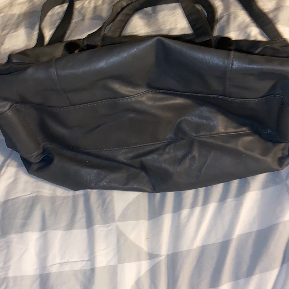 Purse - Picture 2 of 5